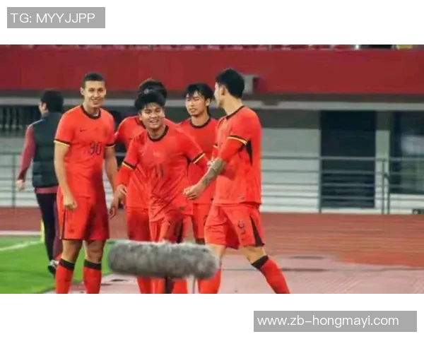 国足迎战乌兹别克全力争胜进球大战期待精彩瞬间 国足迎战乌兹别克全力争胜进球大战期待精彩瞬间